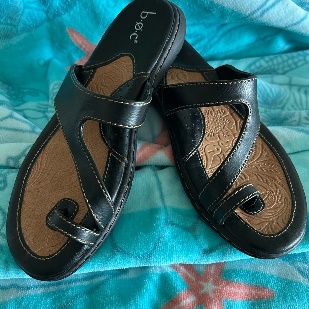 b.o.c. brand black Sandals size 7